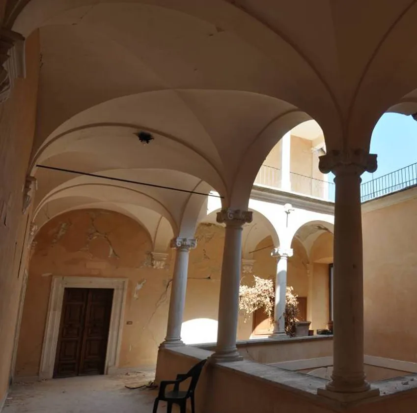 Foligno — Palazzo delle Logge